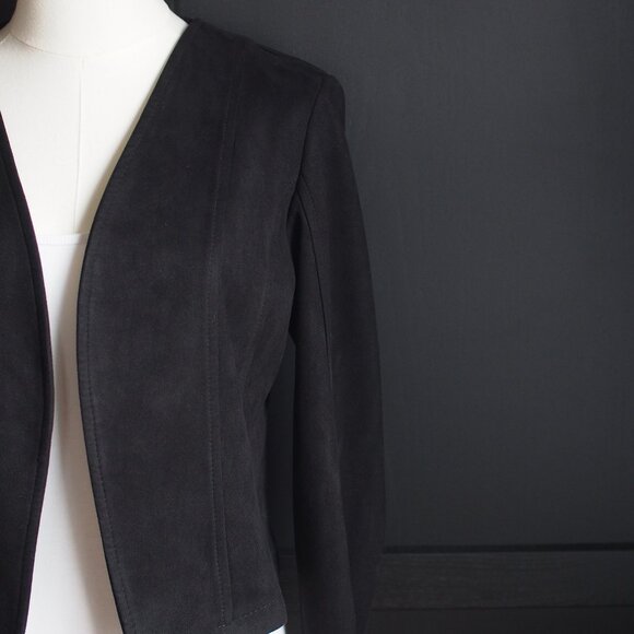 Colori | Vintage Black Bolero in Faux Suede - Picture 4 of 6